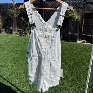 NWT Show Me Your Mumu Georgia Short Overalls in Seasalt size XS